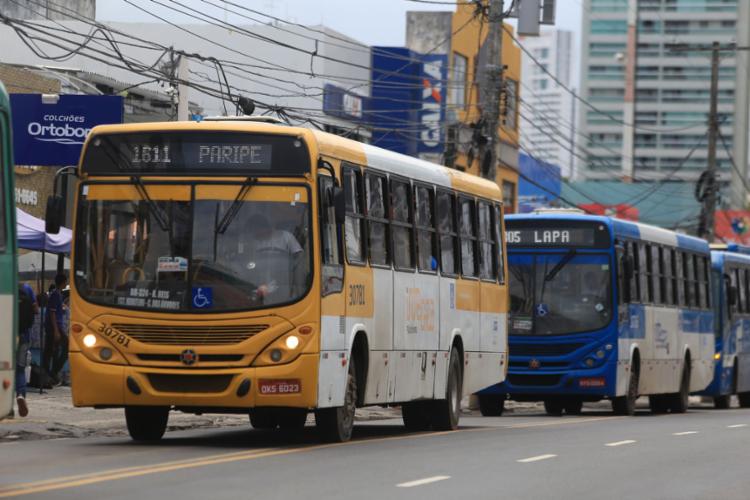 Tarifa de ônibus será reajustada a partir desta segunda-feira (26)