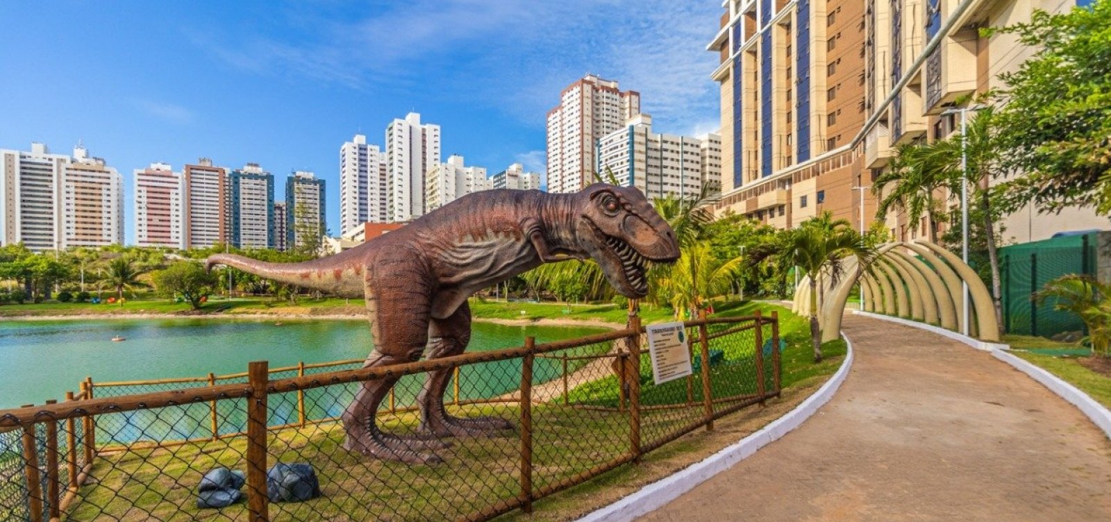 Mais 15 dinossauros serão instalados em parque no Stiep