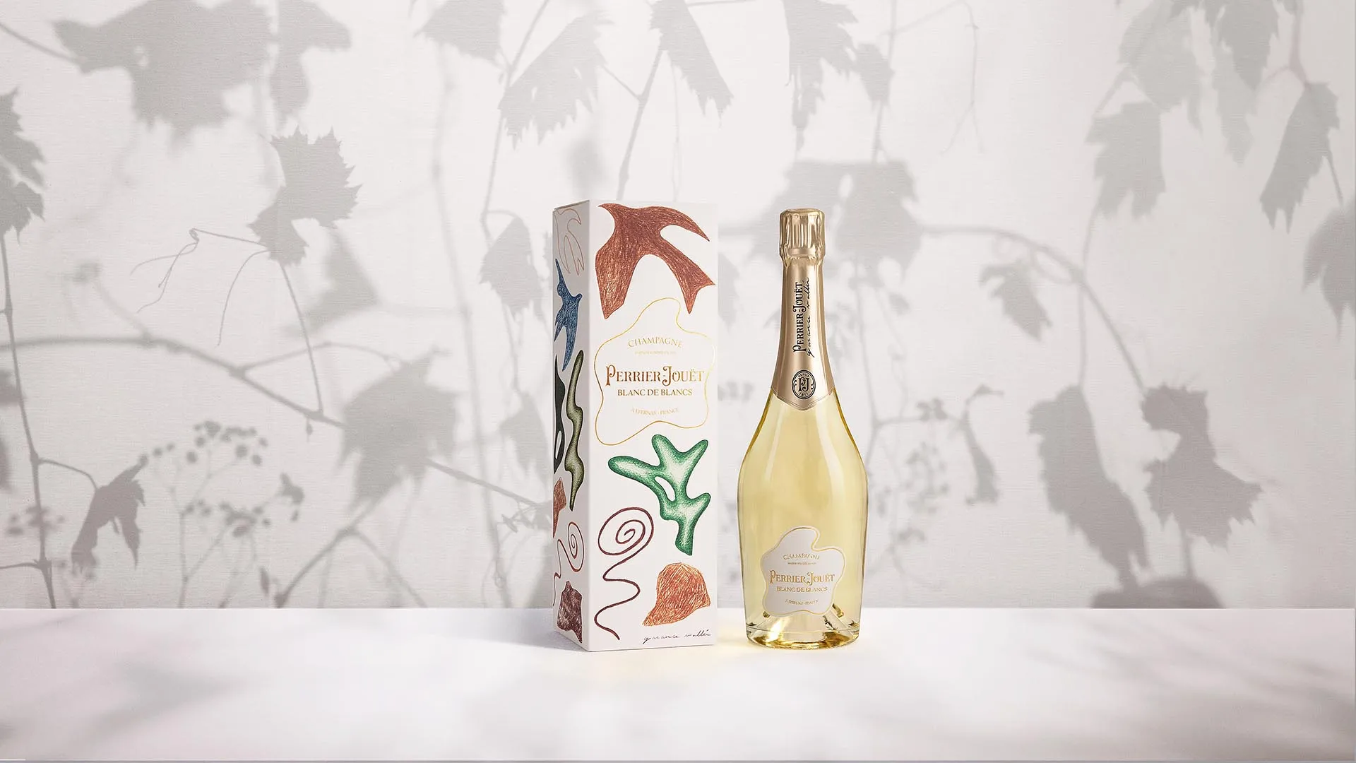 Perrier-Jouët Blanc des Blancs ganha edição limitada e instalação no Miami Design Center