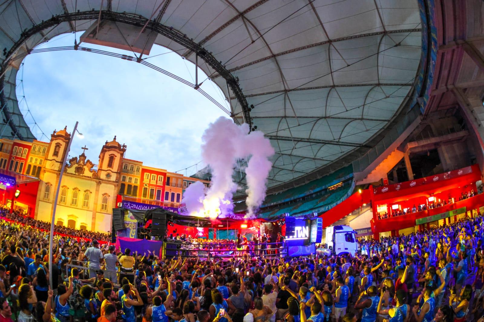 Grandes apresentações animaram foliões e convidados no Carnavalito nesta segunda-feira