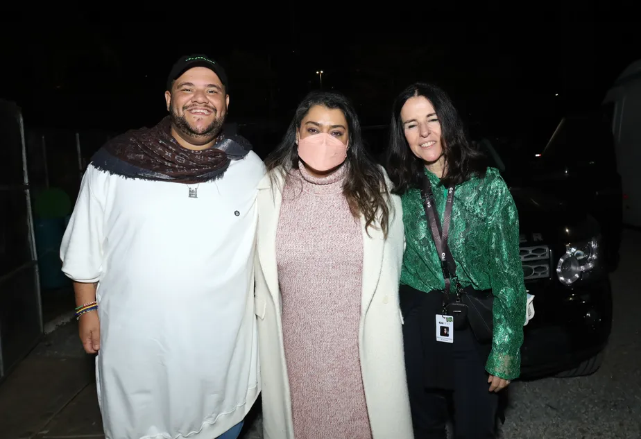 Preta Gil, em tratamento contra o câncer, prestigia show de Caetano Veloso em festival