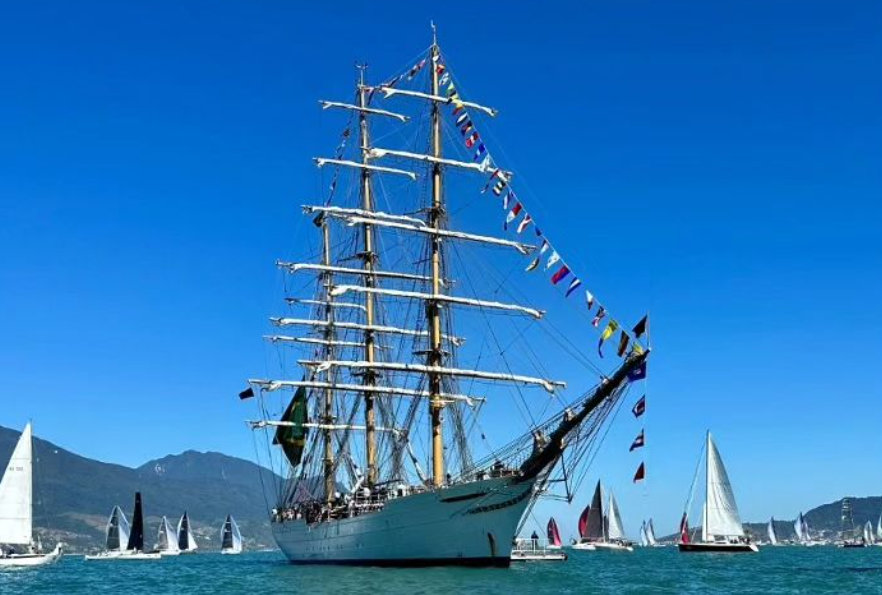 Navio-Veleiro “Cisne Branco” abre para visitação pública no Porto de Salvador