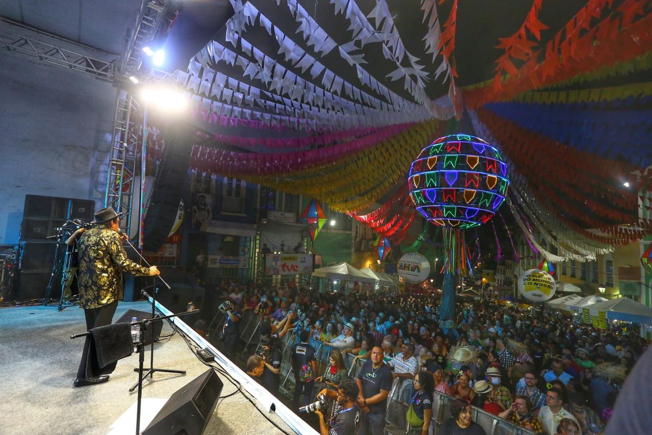 Terceiro dia do São João do Pelourinho atrai multidão: confira a programação